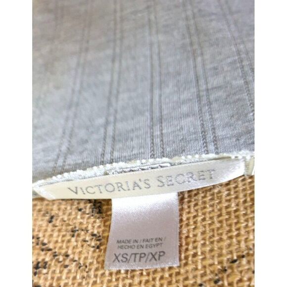 Victorias Secret XS Sleepwear Romper Gray Elegant White Lace Trim Lounge - Picture 6 of 7